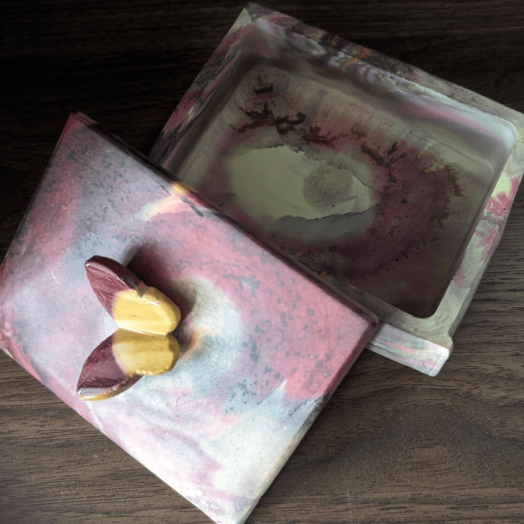 Mookaite Storykeeper Handcrafted Tray - Troubled Bloom